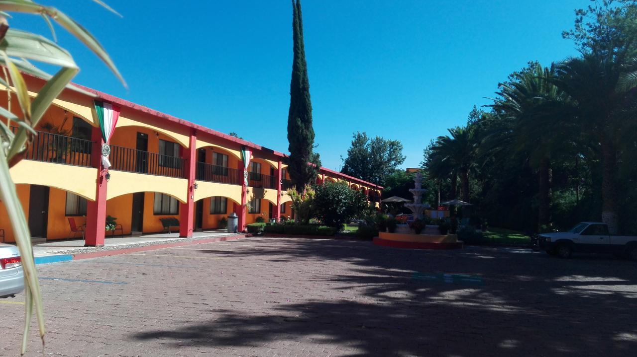 La Gloria De Calvillo Hotel Buitenkant foto